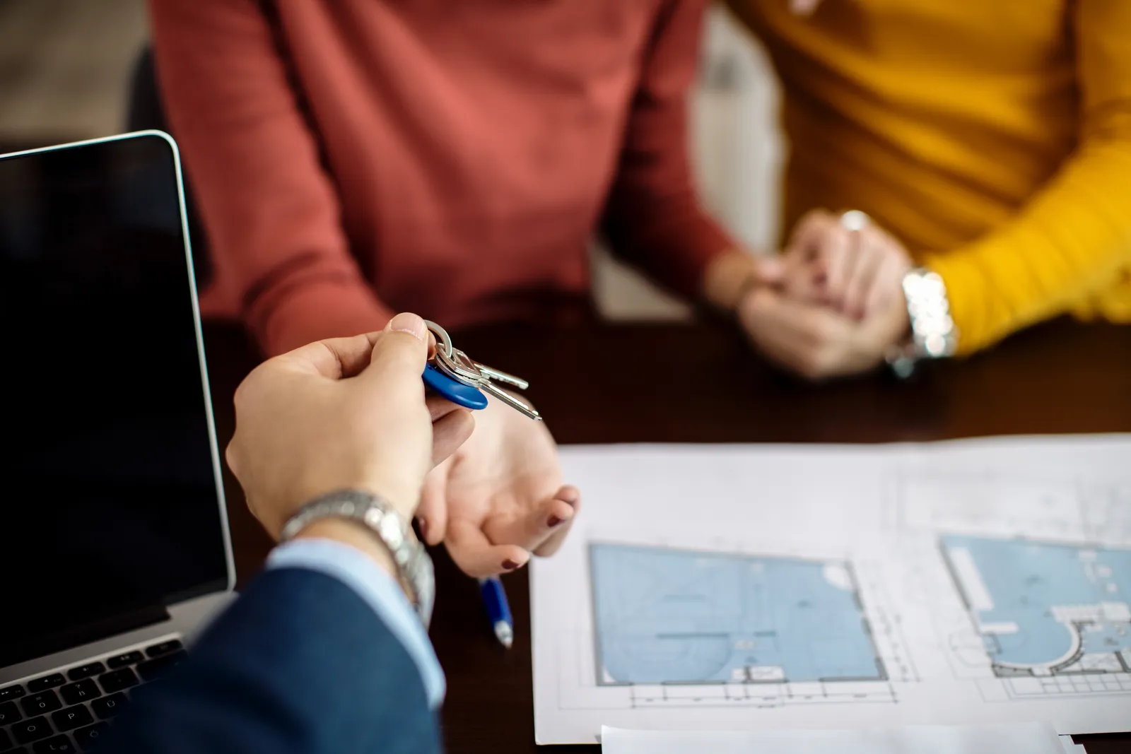 Real Estate Lawyer in Calgary — hero photo