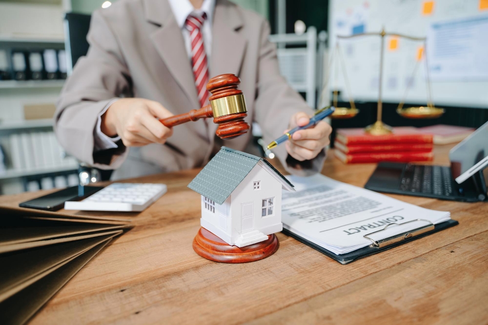 Eviction Lawyer in Calgary — hero photo