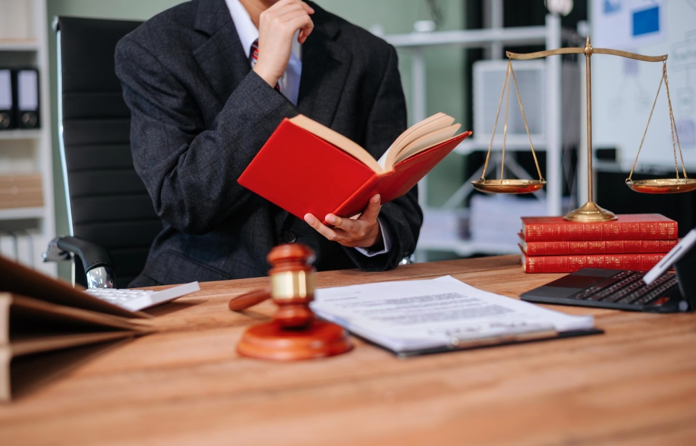 Criminal Inadmissibility Lawyer in Calgary