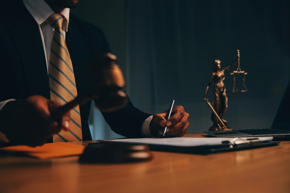 Fraud Charges Lawyer