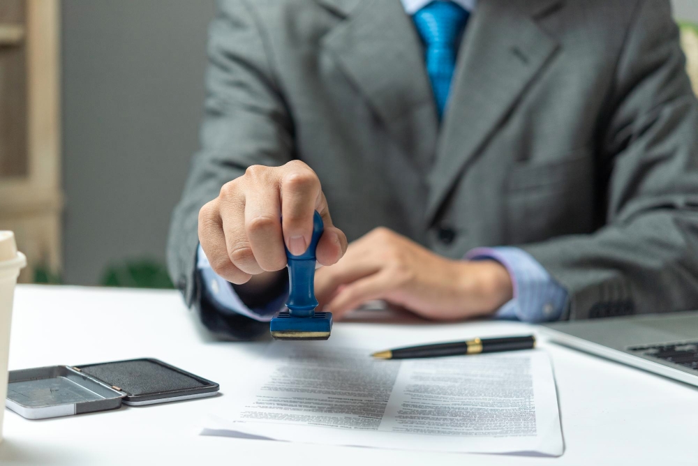 Notary Public & Commissioner for Oaths in Calgary