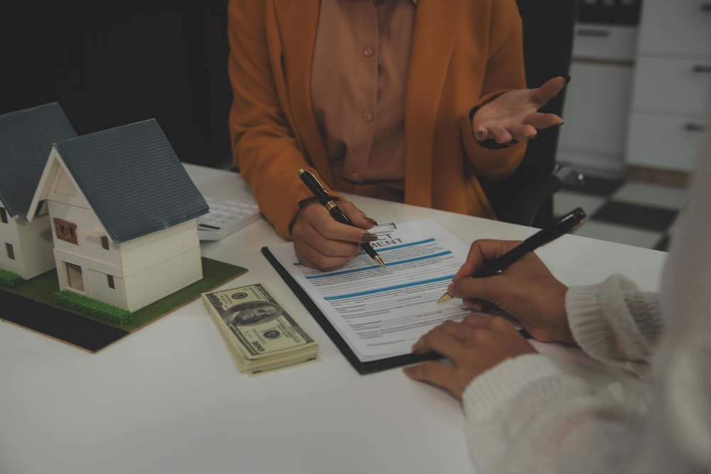landlord and tenant lawyer in Calgary